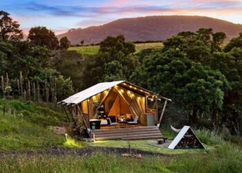 Glamping Redefines Nature Escapes with Modern Amenities
